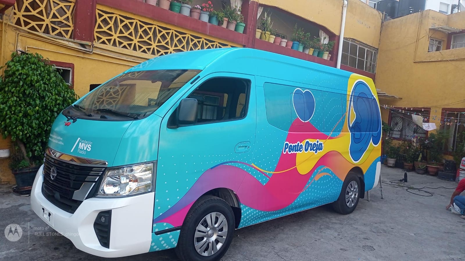 Somos Rotulación CDMX. Brindamos servicio de rotulación de autos, logotipos en vinil y señalética. Damos atención inmediata.